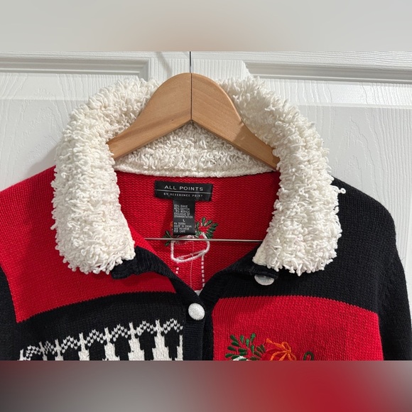 Women's Festive Red Black Sweater Holiday Christmas Furry Collar Fabric Buttons - Picture 5 of 7